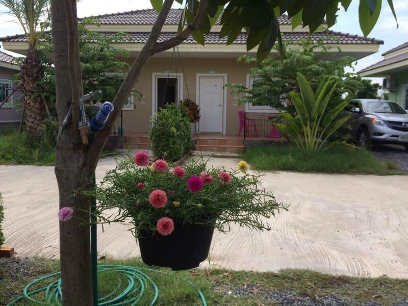Nadee Resort Udon Thani Exterior foto